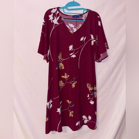 Apt. 9 Maroon Floral V-Neck Blouse - Picture 1 of 8